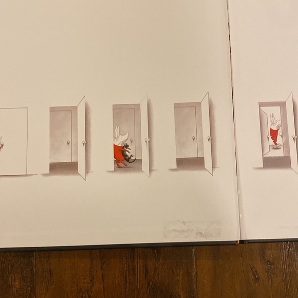 5/$10 Kids Picture Book | Olivia Saves the Circus - Picture 4 of 5